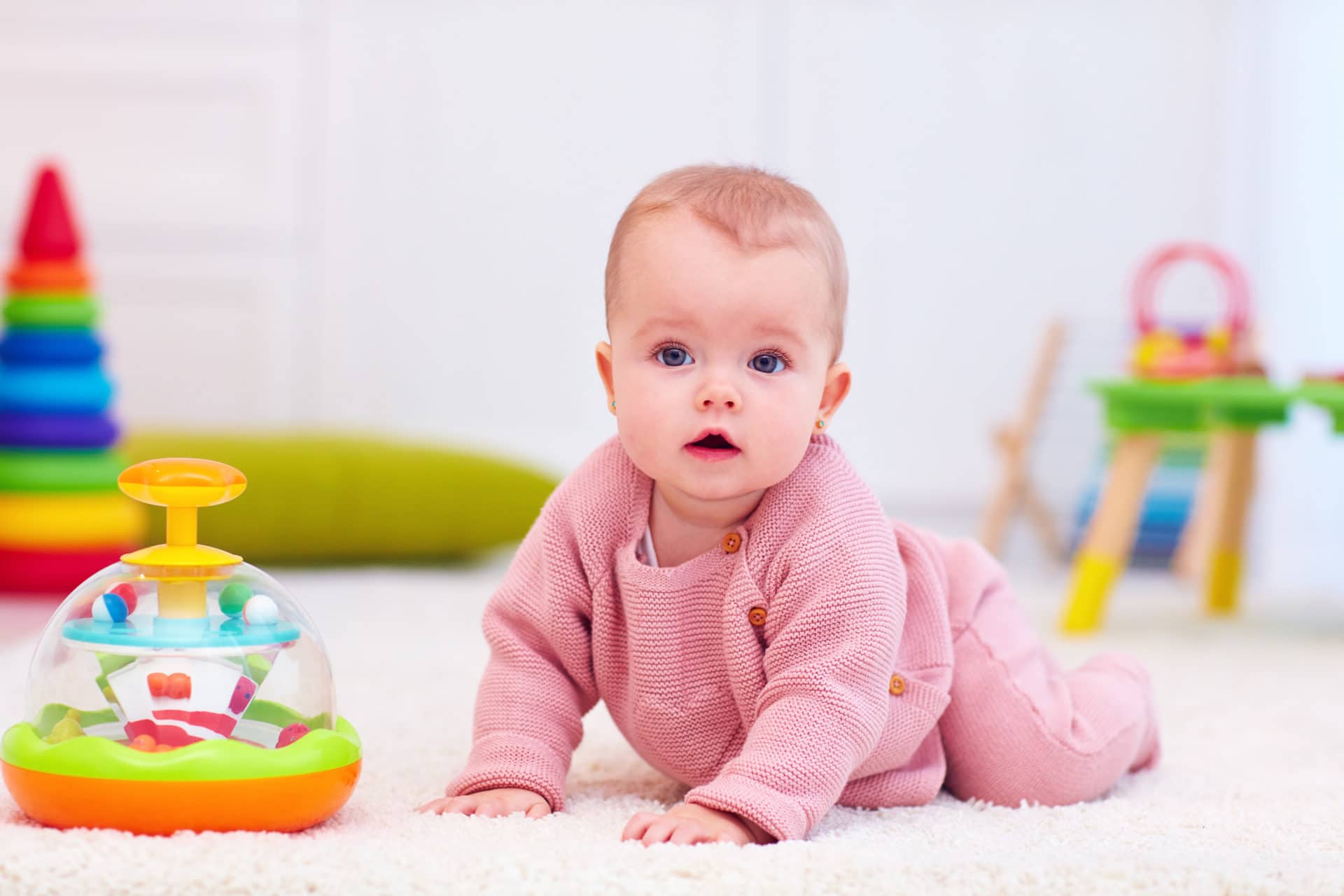 cadeau fille jouet bébé de 6 mois, 9 mois et 12 mois : idées 